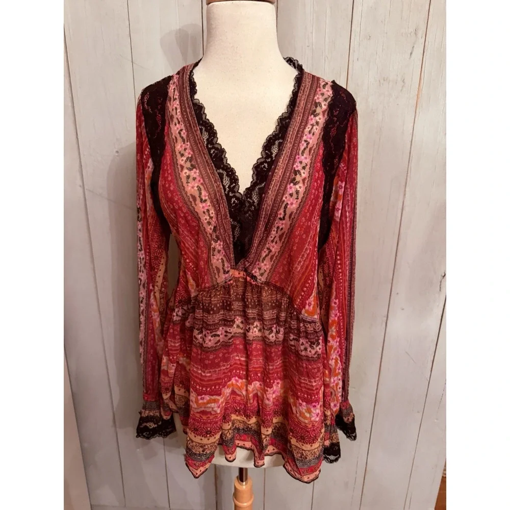 Free People Natalie Boho Printed Long Sleeve Top in Plum Red Lace‎ Black Sm